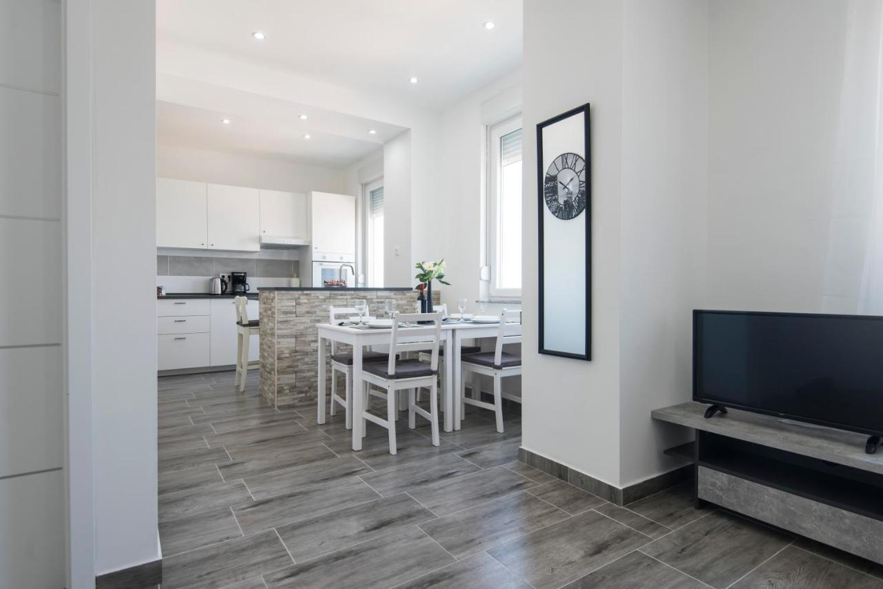 Pleasure Sea View Apartment Zadar Exterior photo