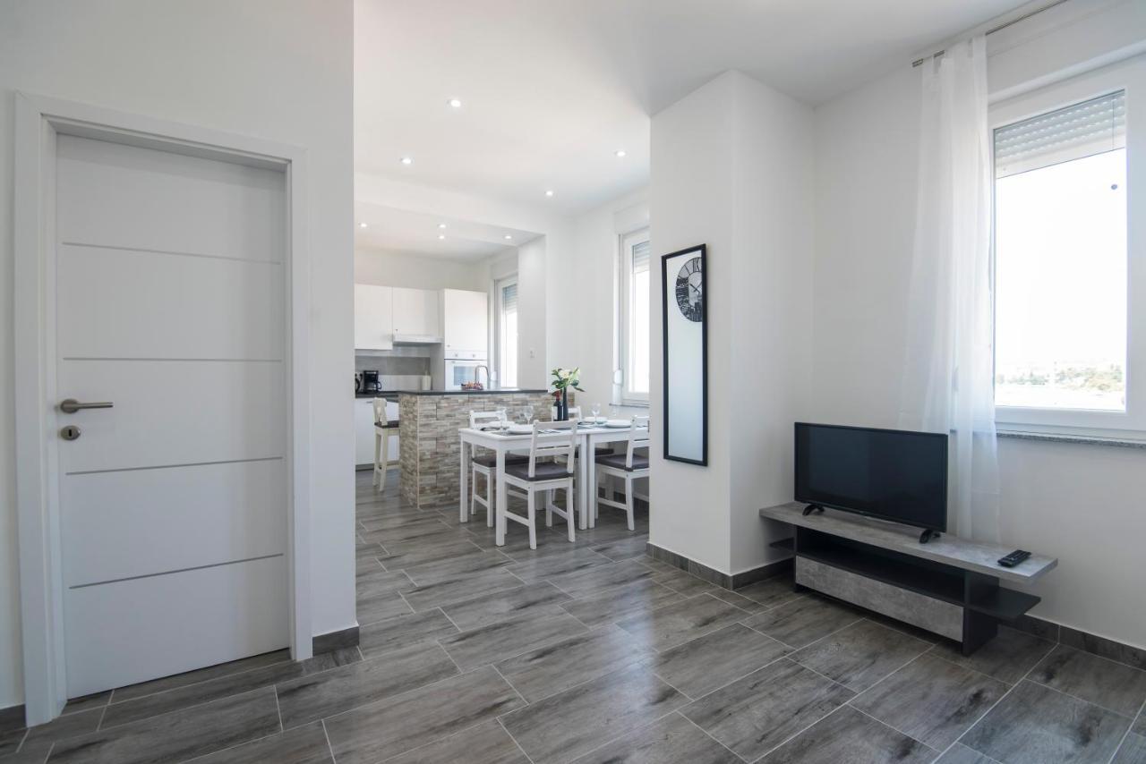 Pleasure Sea View Apartment Zadar Exterior photo